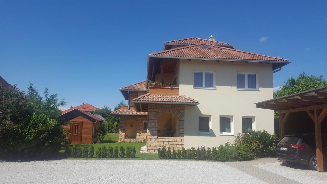 Mediterrania Apartment Keszthely Exterior foto